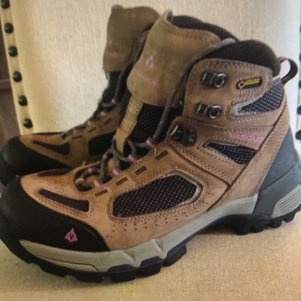 Basque women’s breeze 2.0 mid gtx leather hiking boots vibram goretex